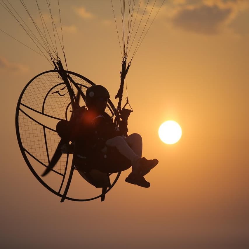 Explore Paragliding